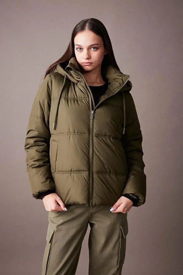 Defacto Women's Waterproof Hooded Faux Fur Puffer Coats