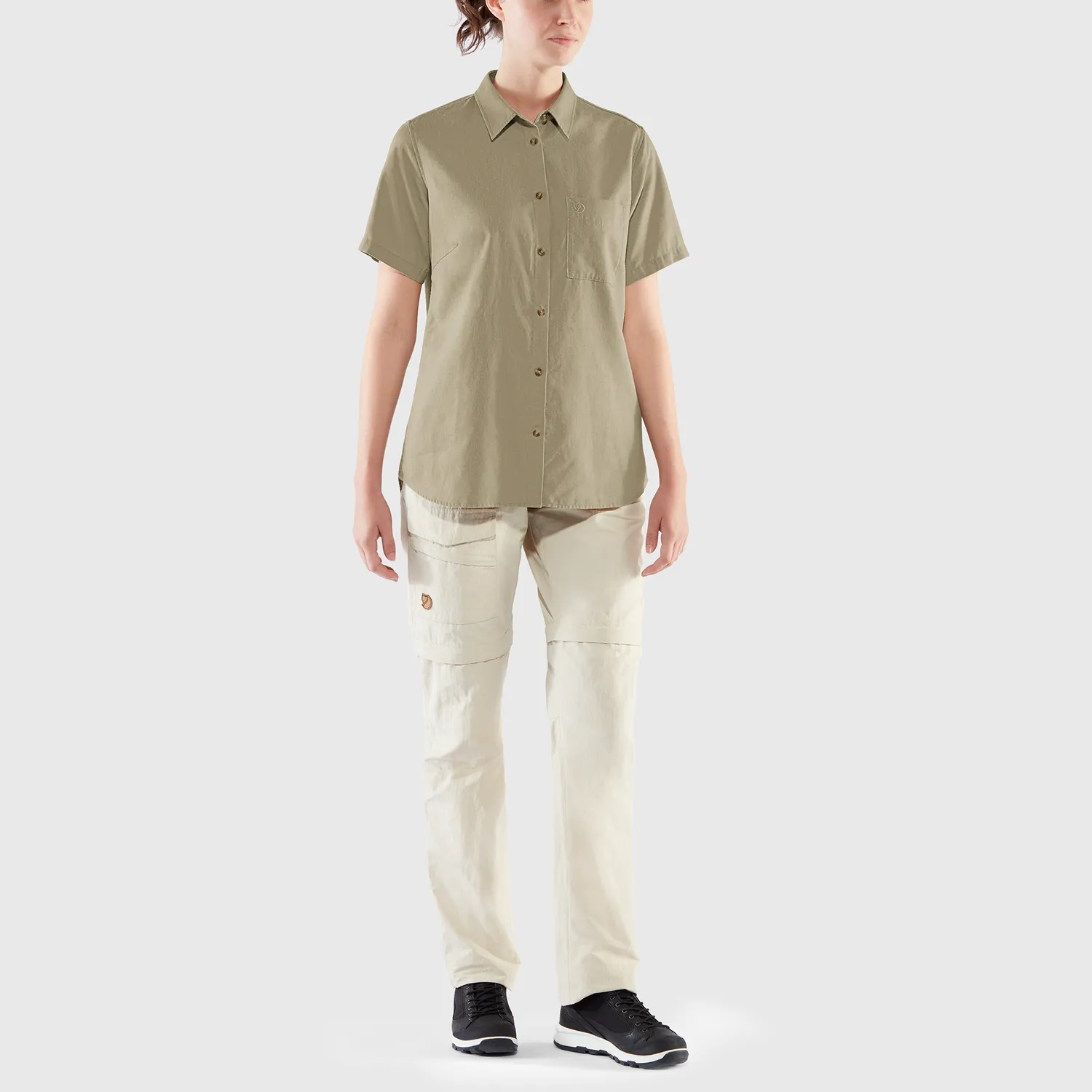 Fjällräven Women&#x27;s Övik Travel Shirt SS Sand Stone | Buy Fjällräven Women&#x27;s Övik Travel Shirt SS Sand Stone here | Outnorth