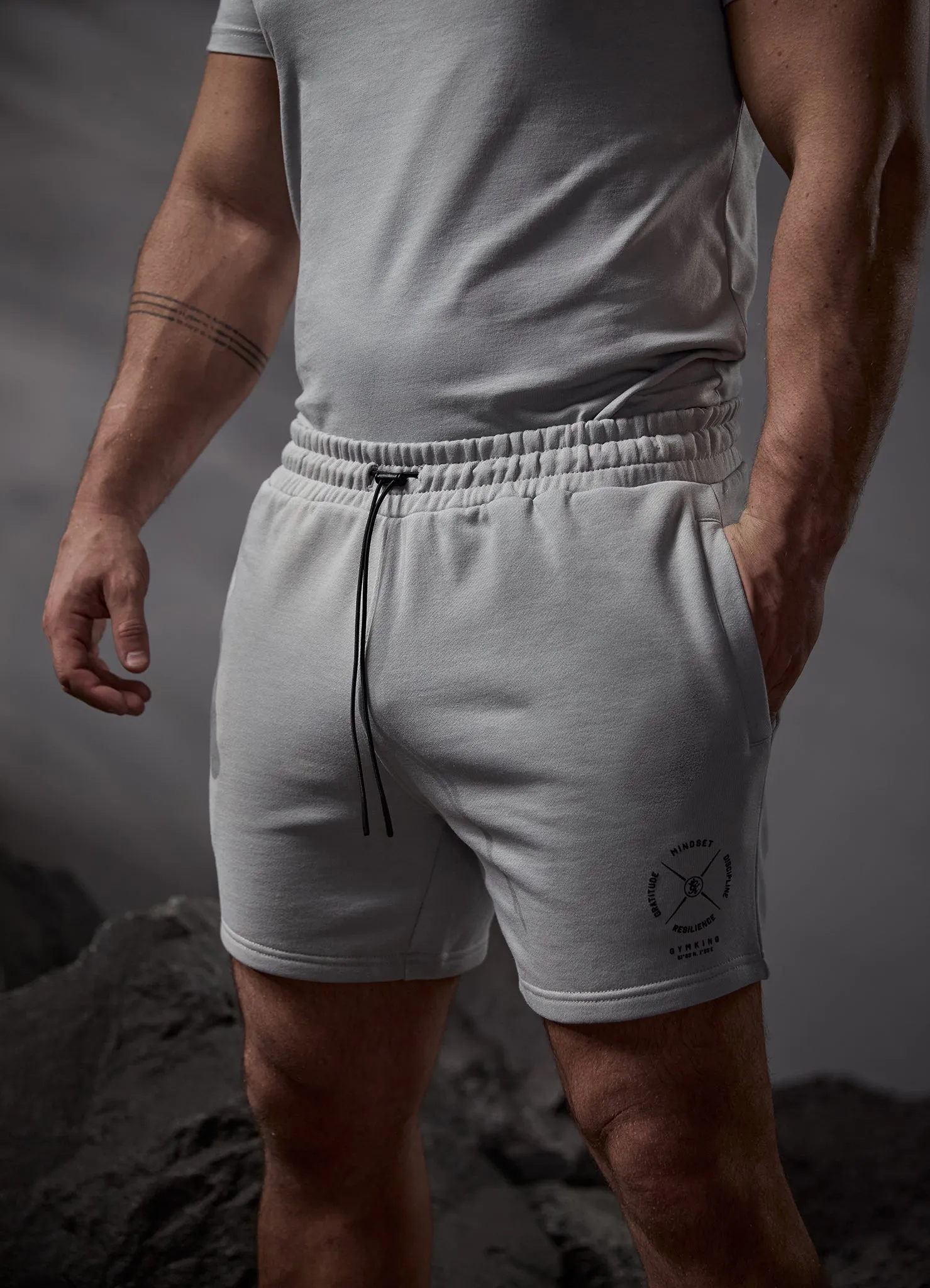 Gym King Compass Short - Urban Grey