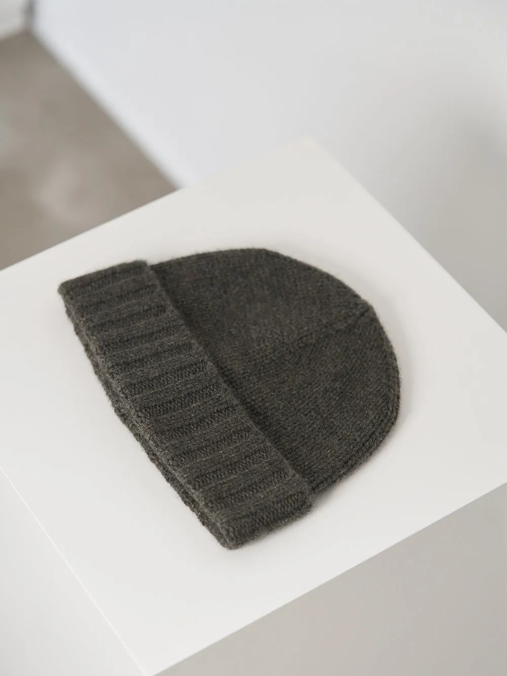 ITZHAK CASHMERE BEANIE (5 COLORS)