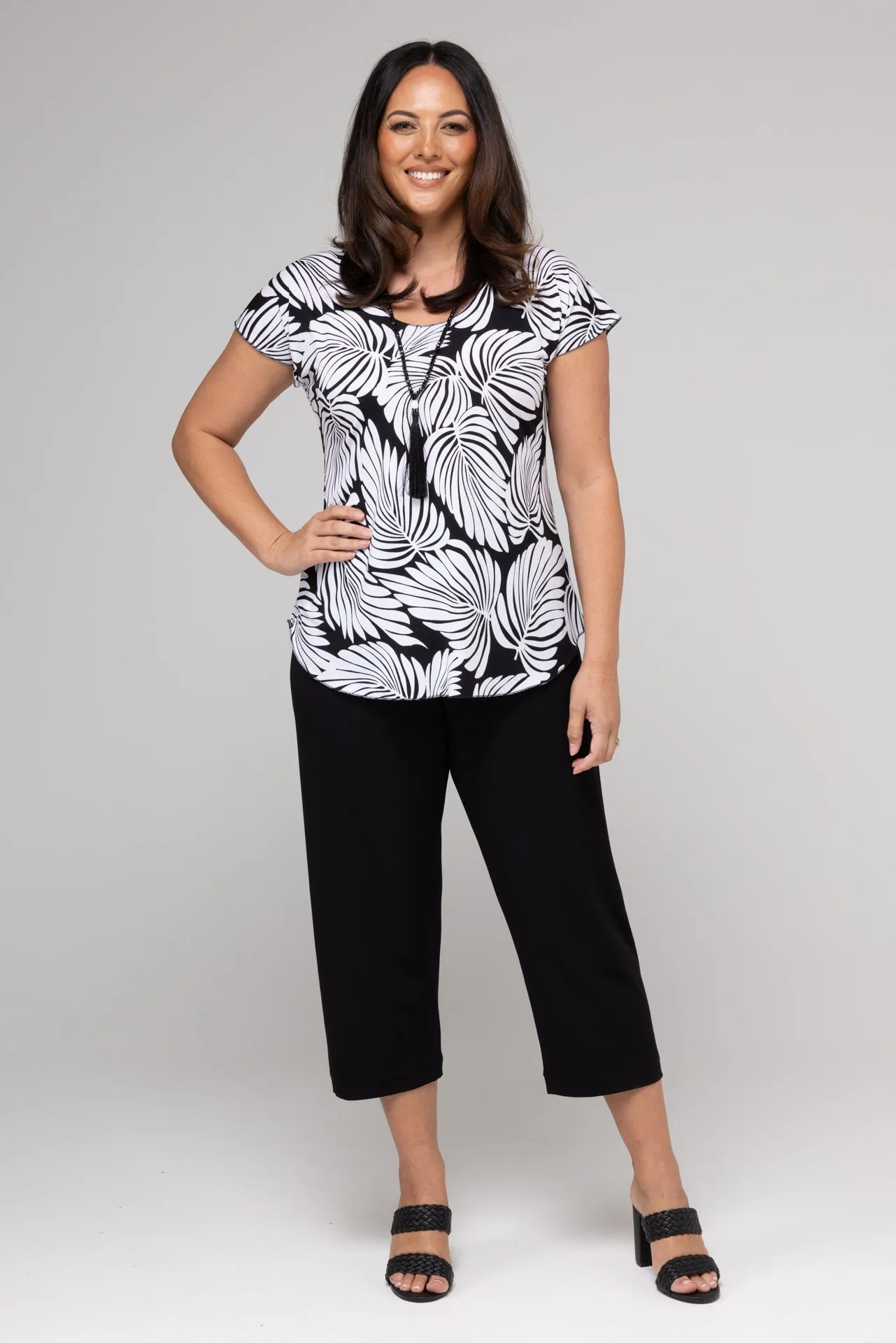 Monstera Print Short Sleeve Jersey Top