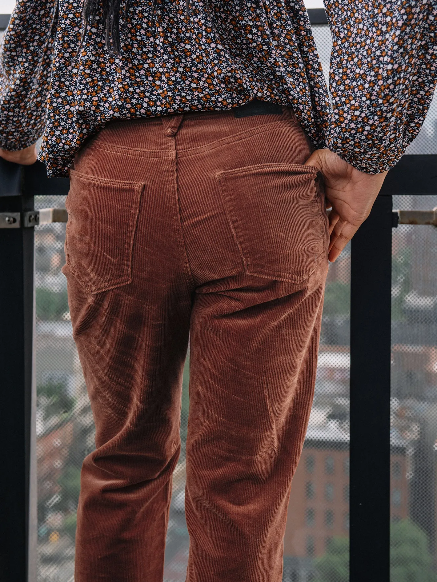 Stoned Straight Jeans - Dark Clay