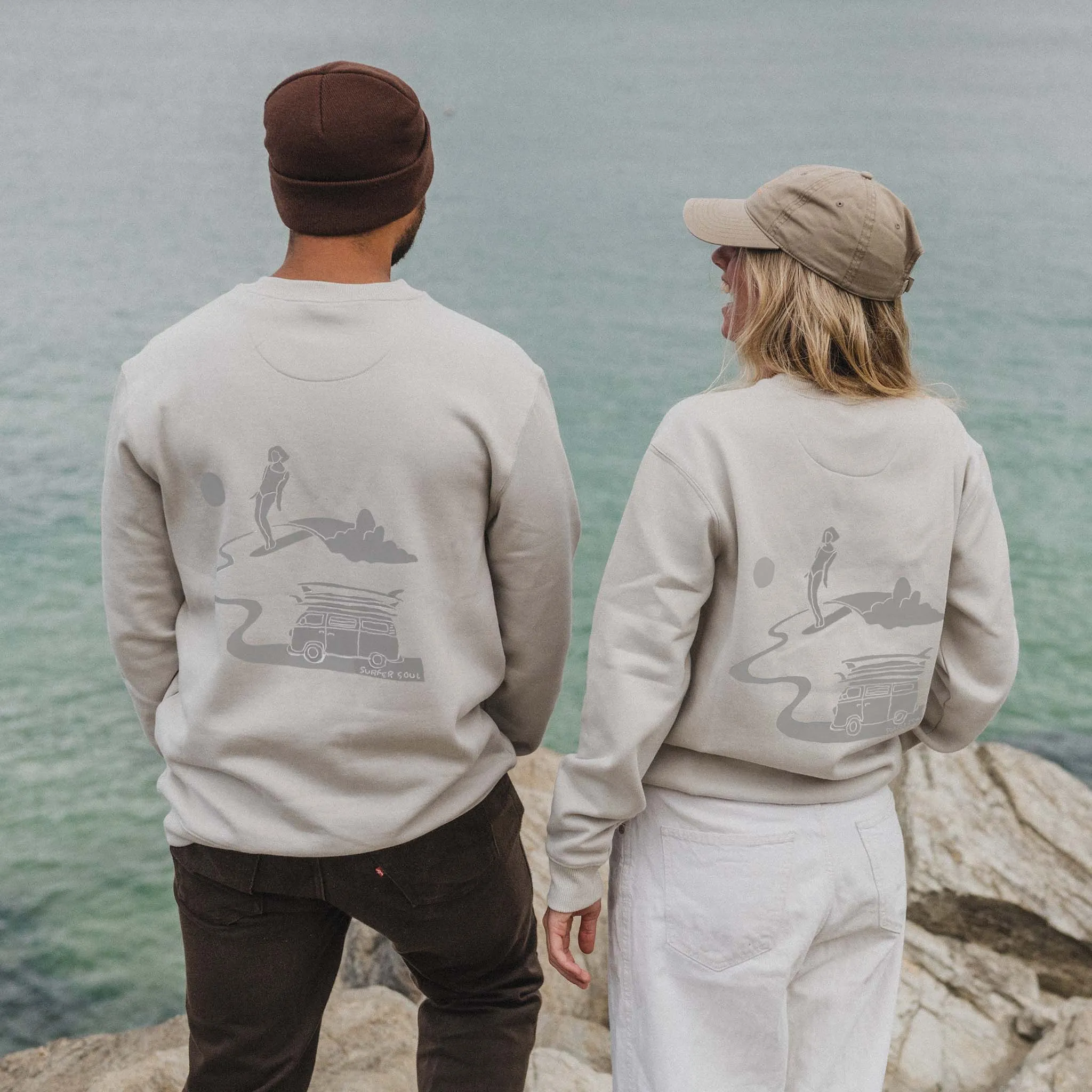 Travel Free Organic Sweatshirt